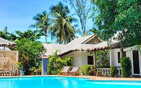 Phuwadee Resort